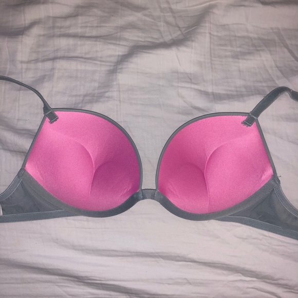 BNWOT Light Blue Super Push Up Bra VS PINK - Picture 3 of 4